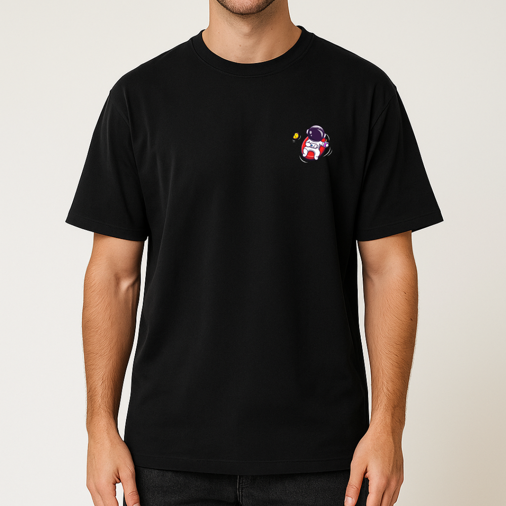 Unisex Relaxed Fit Relaxing Astronaut Cotton Tshirt - Black